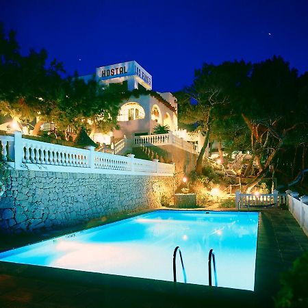 Hostal Los Pinos Cala de Sant Vicenc 외부 사진