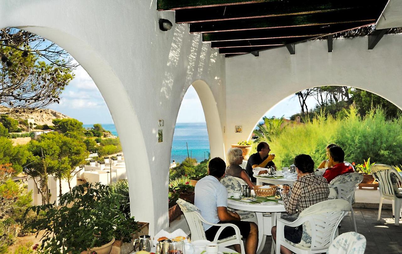 Hostal Los Pinos Cala de Sant Vicenc 외부 사진